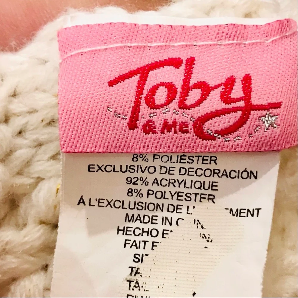 Toby and me off white and gold thread rectangular scarf. OS. EUC